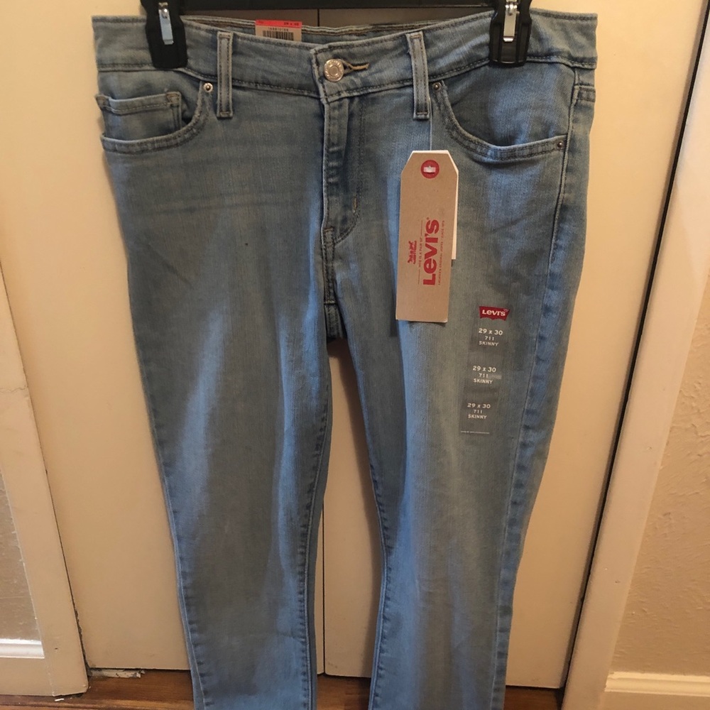 Levi’s super skinny jeans !!
